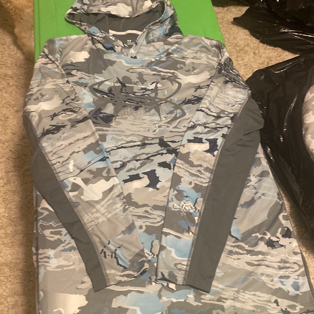 Under armour iso chill king sleeve tee with hood